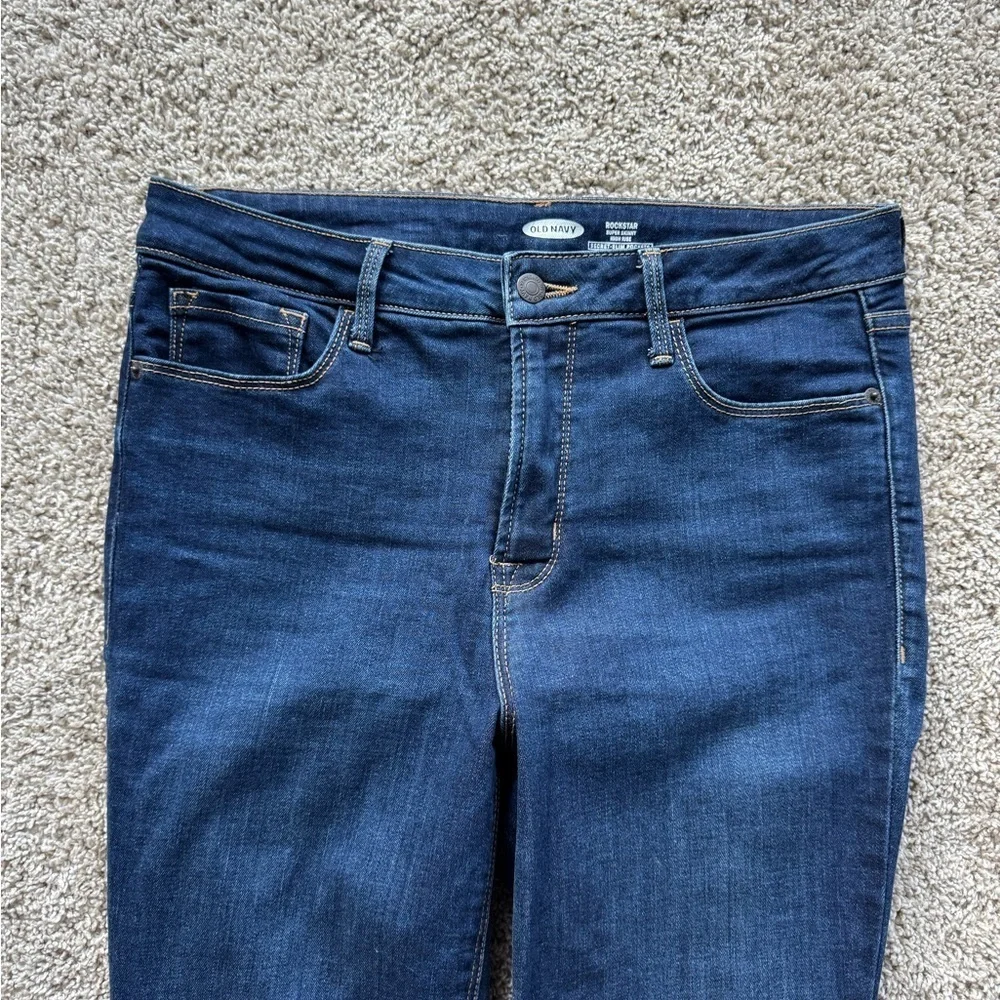 Old Navy Rockstar Skinny Jeans High Rise skinny jeans Size 12 long  31 in inseam